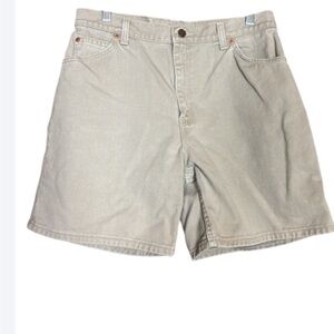 Vintage Levi’s 951 tan denim jean shorts Vintage Size 14 / 32 Waist Relaxed Fit